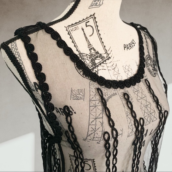 Mesh crotchet tank top - Picture 3 of 5